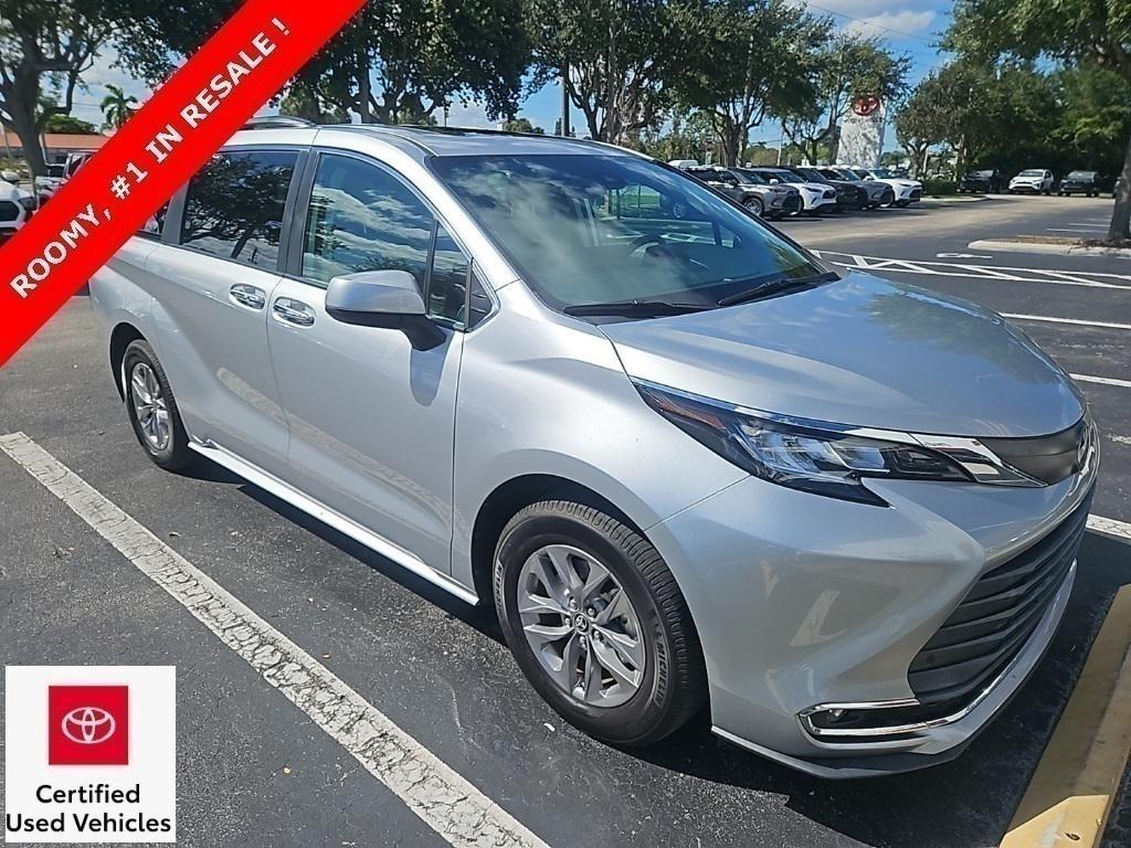 used 2022 Toyota Sienna car, priced at $36,991