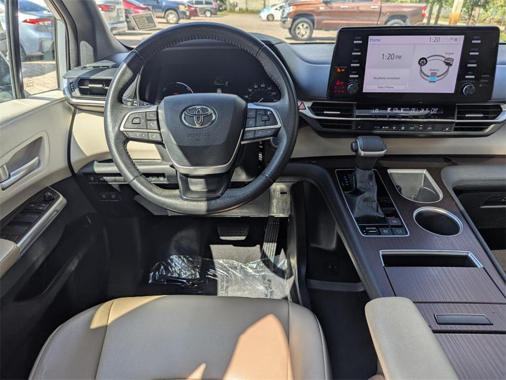 used 2022 Toyota Sienna car, priced at $34,591