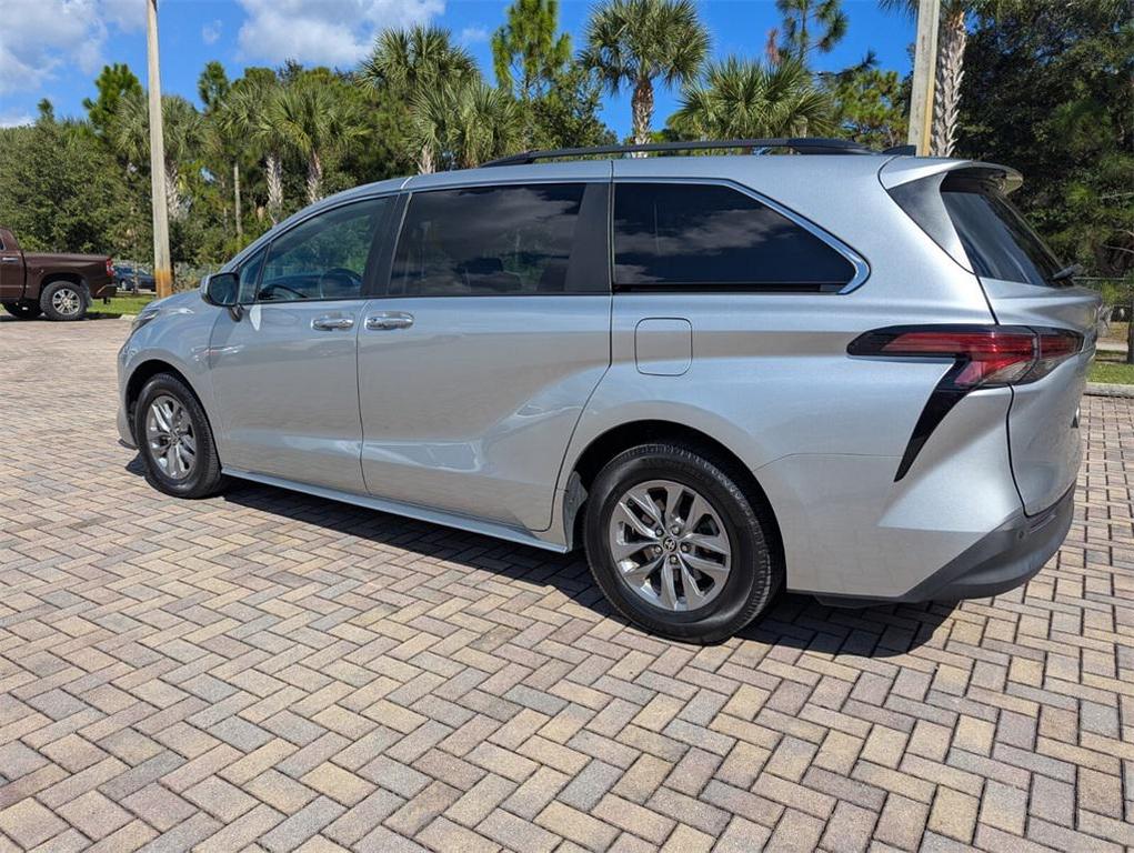 used 2022 Toyota Sienna car, priced at $34,591