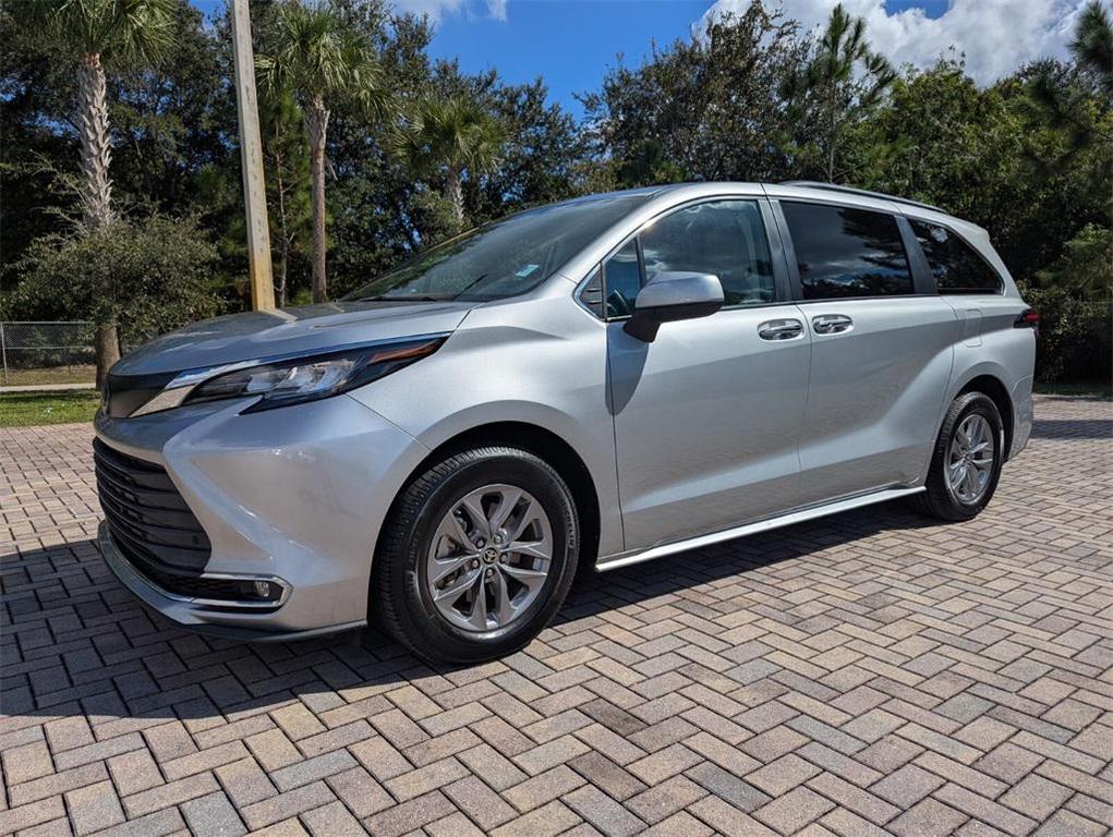 used 2022 Toyota Sienna car, priced at $34,591