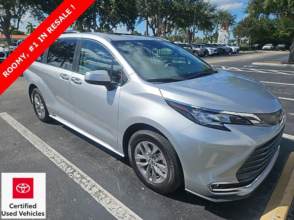 used 2022 Toyota Sienna car, priced at $36,991
