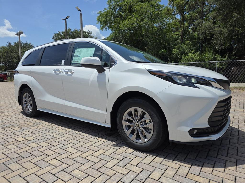 new 2025 Toyota Sienna car, priced at $48,076