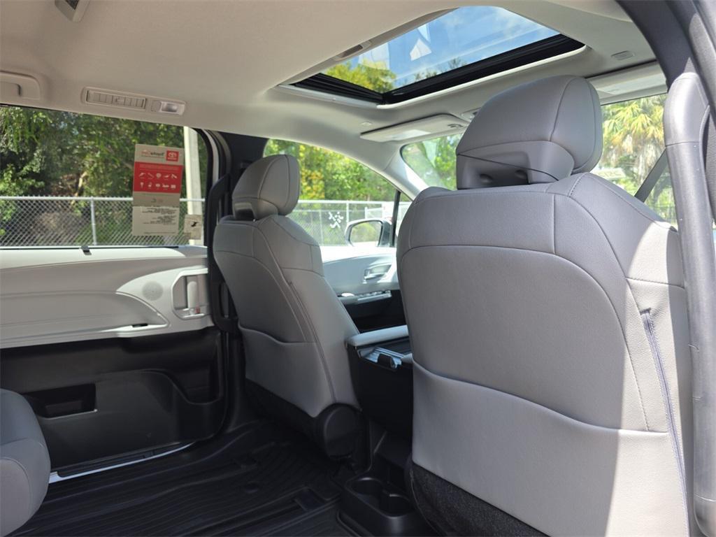 new 2025 Toyota Sienna car, priced at $48,076
