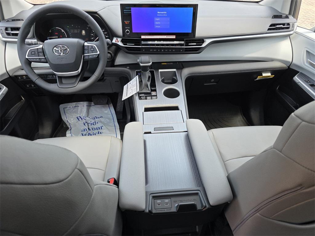 new 2025 Toyota Sienna car, priced at $48,076