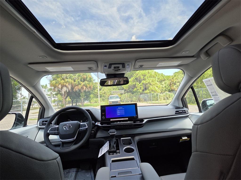 new 2025 Toyota Sienna car, priced at $48,076