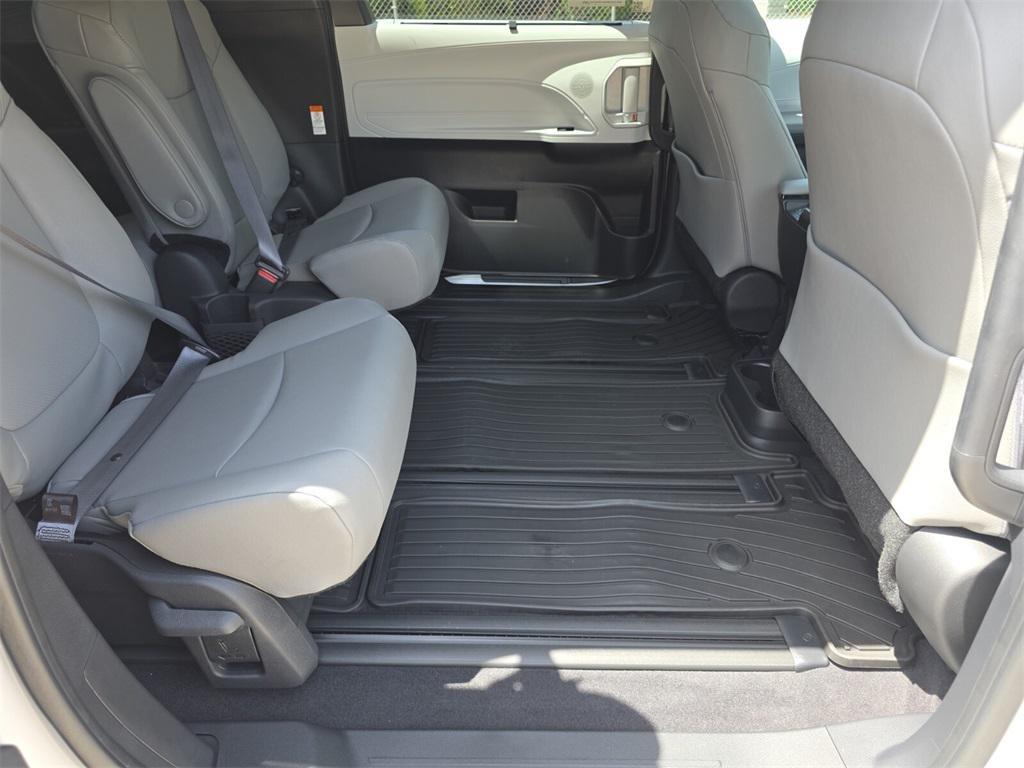 new 2025 Toyota Sienna car, priced at $48,076