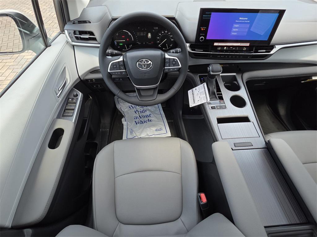 new 2025 Toyota Sienna car, priced at $48,076