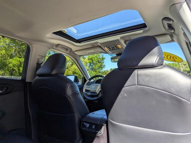 used 2024 Toyota Highlander car, priced at $45,891