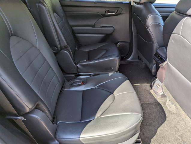 used 2024 Toyota Highlander car, priced at $45,891