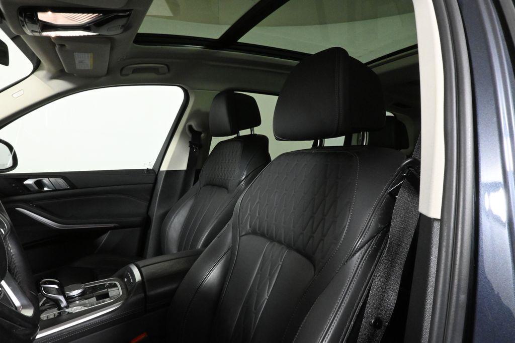 used 2022 BMW X7 car, priced at $47,952