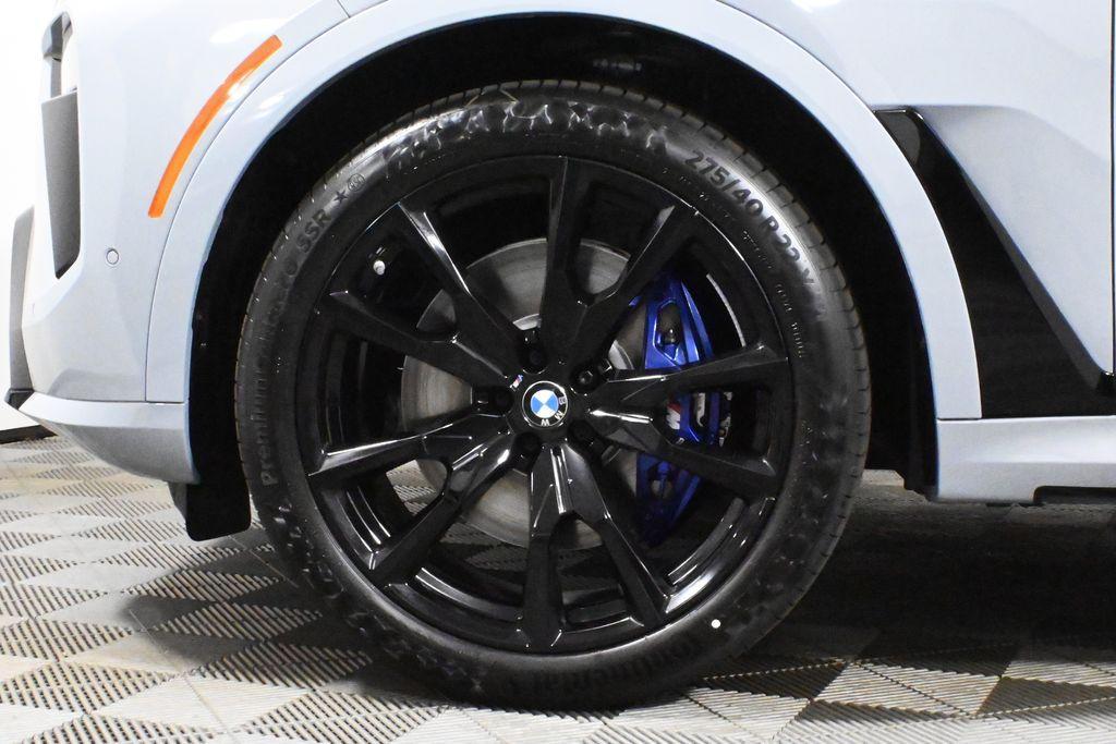 new 2026 BMW X7 car, priced at $95,680