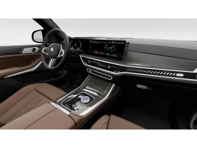 new 2026 BMW X7 car, priced at $122,280