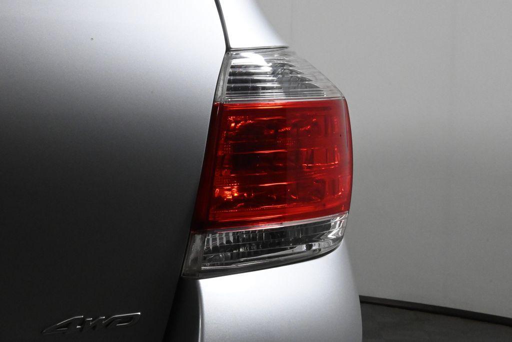 used 2013 Toyota Highlander car, priced at $15,787