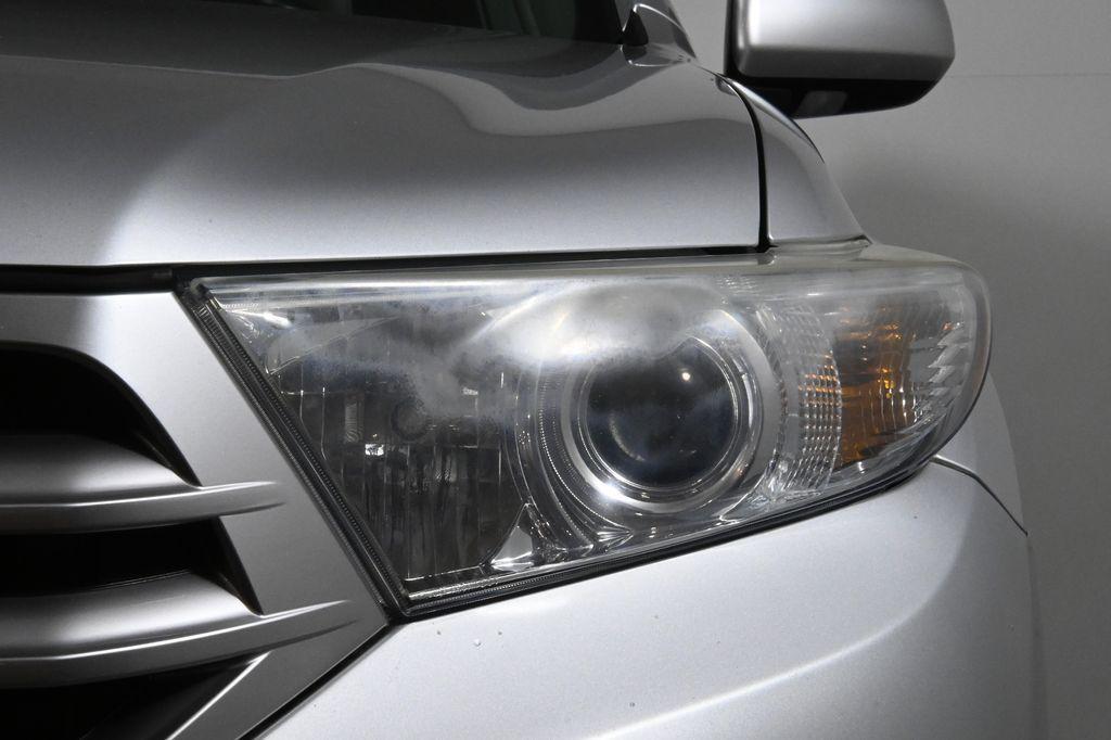 used 2013 Toyota Highlander car, priced at $15,787