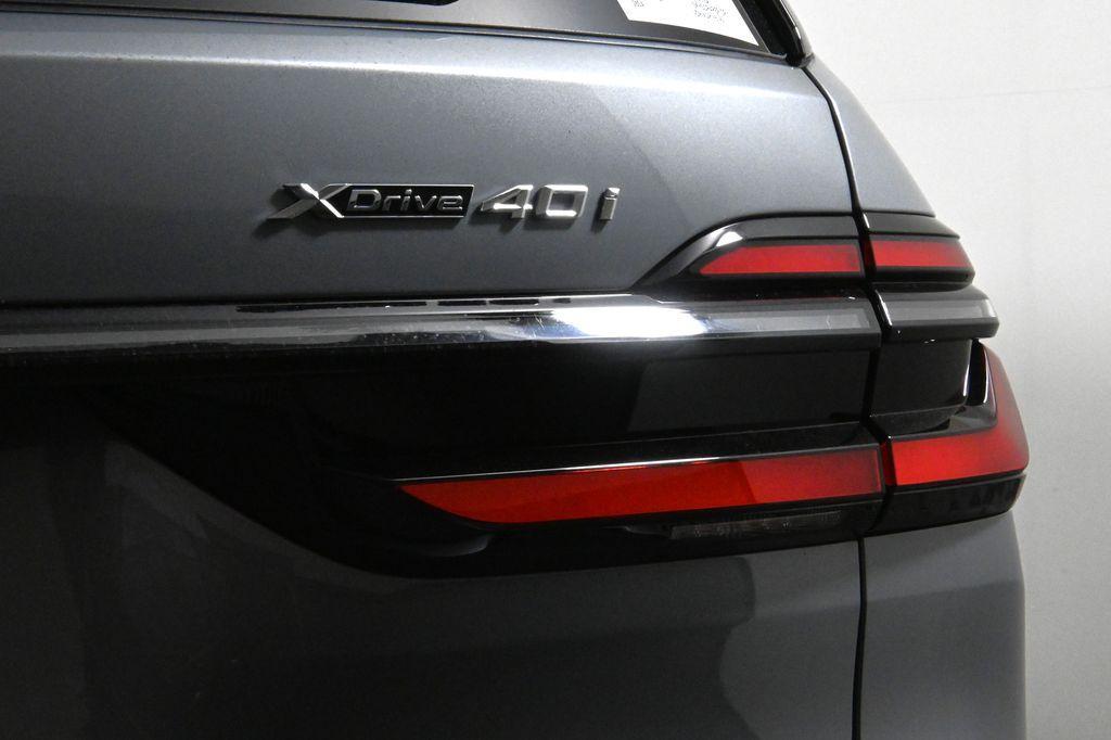 new 2026 BMW X7 car, priced at $95,880