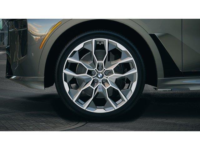 new 2026 BMW X7 car, priced at $103,930