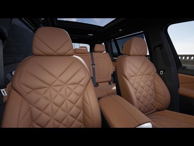 new 2025 BMW X7 car, priced at $91,120