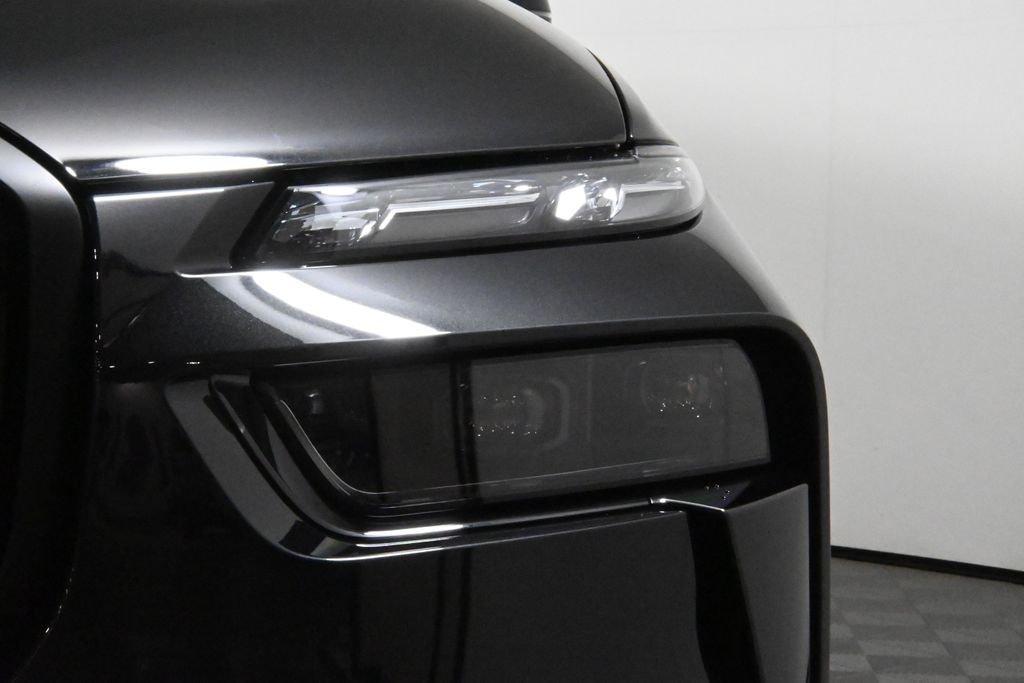 new 2026 BMW X7 car, priced at $129,375