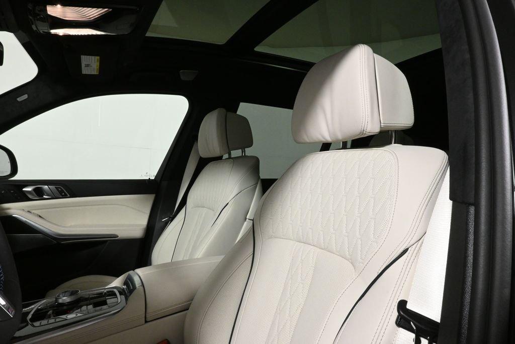 new 2026 BMW X7 car, priced at $129,375
