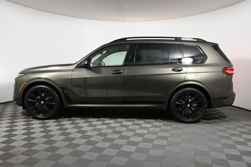 new 2025 BMW X7 car, priced at $118,055