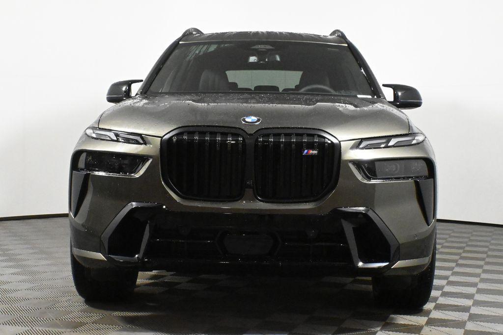 new 2025 BMW X7 car, priced at $118,055