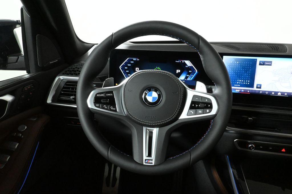 new 2025 BMW X7 car, priced at $117,005