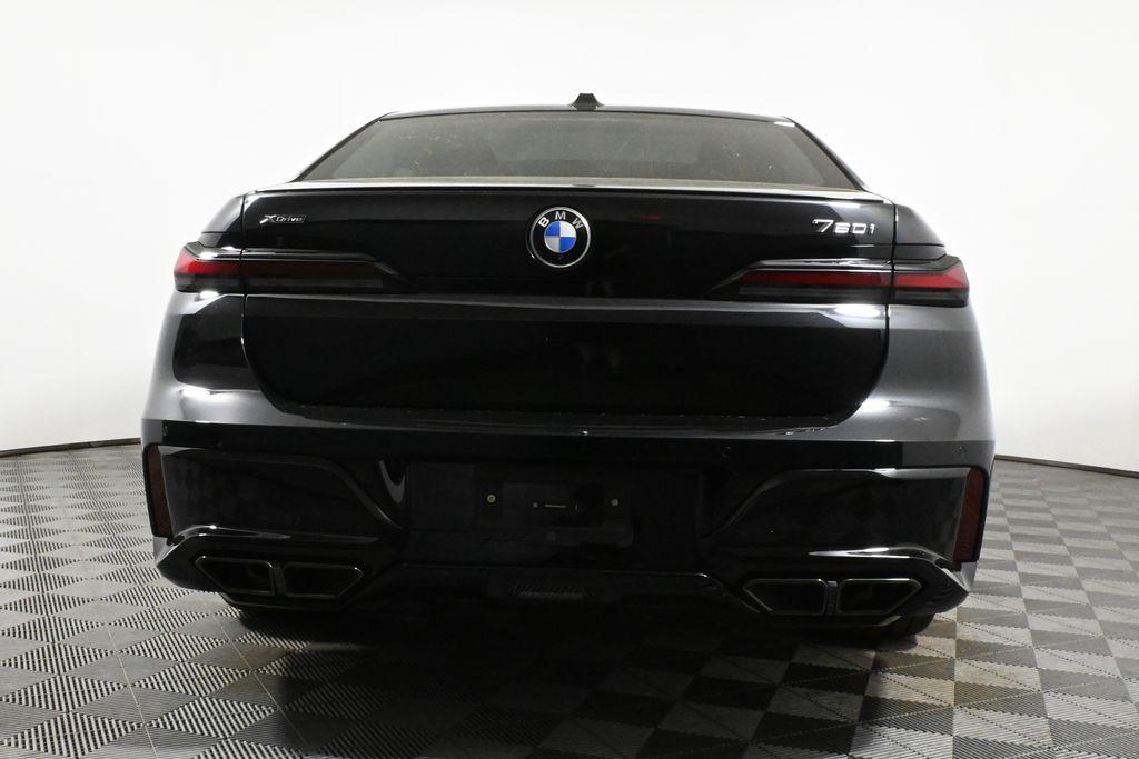 new 2025 BMW 760 car, priced at $138,375