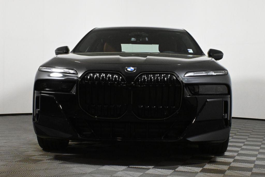 new 2025 BMW 760 car, priced at $138,375