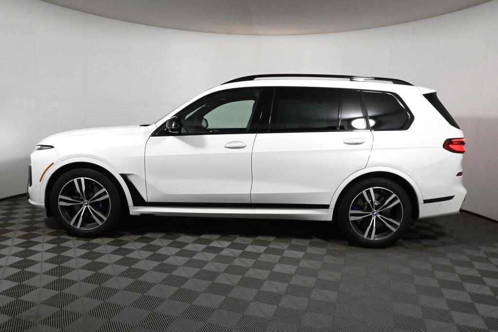 new 2025 BMW X7 car, priced at $114,305