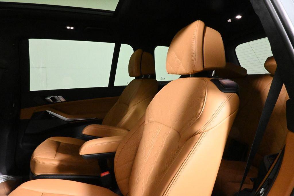 new 2026 BMW X7 car, priced at $97,775