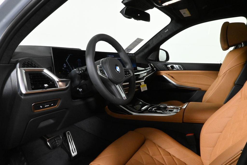 new 2026 BMW X7 car, priced at $97,775