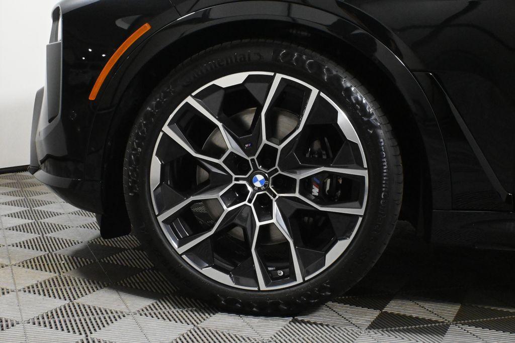 new 2026 BMW X7 car, priced at $97,525