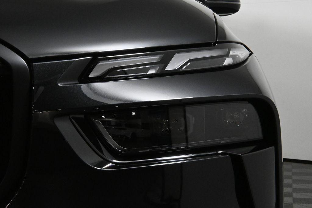 new 2026 BMW X7 car, priced at $97,525