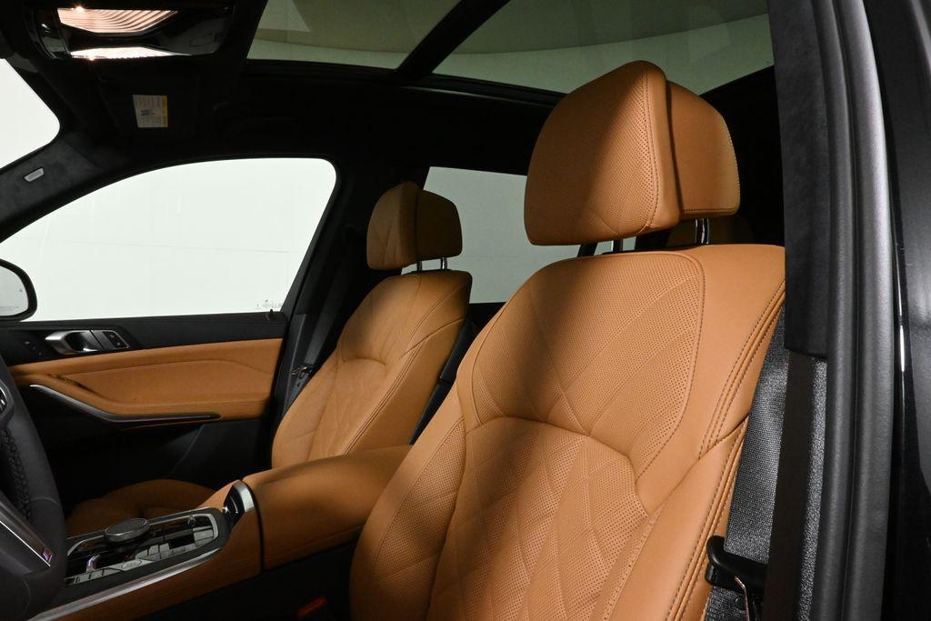 new 2026 BMW X7 car, priced at $97,525