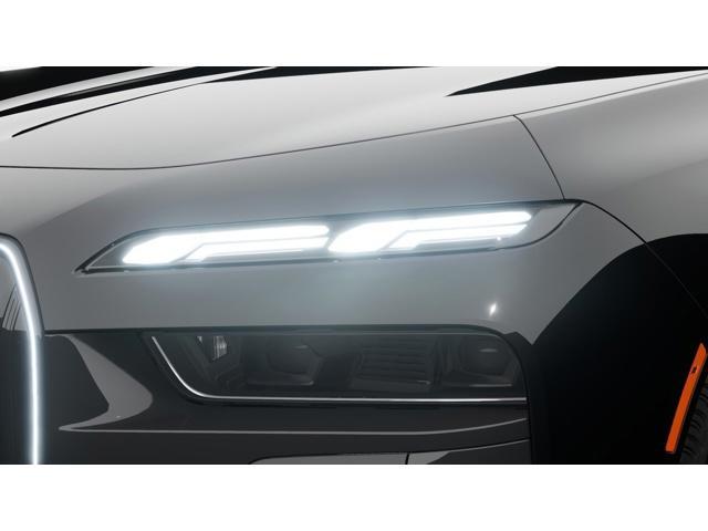 new 2025 BMW 760 car, priced at $130,525