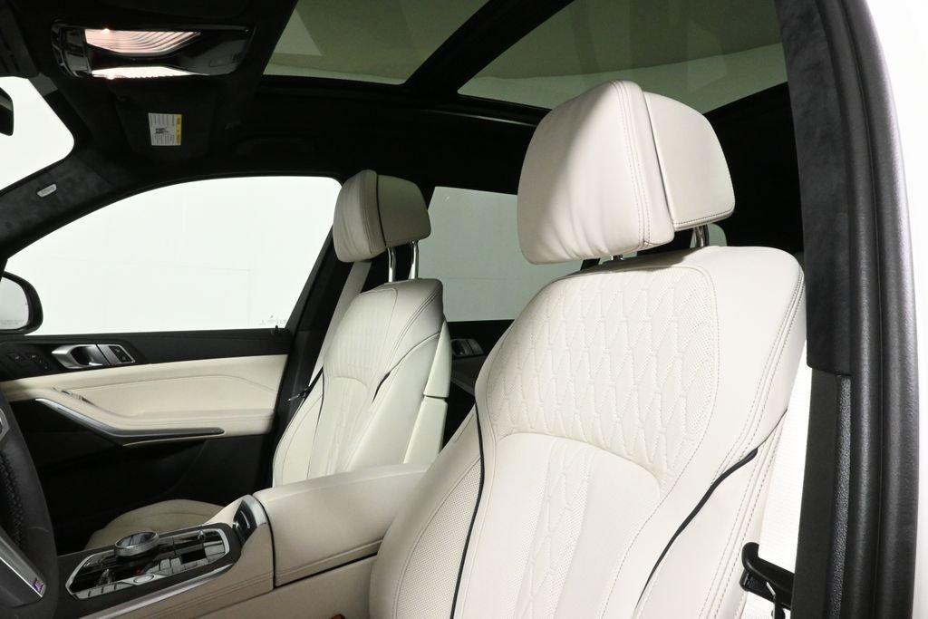 new 2026 BMW X7 car, priced at $103,930