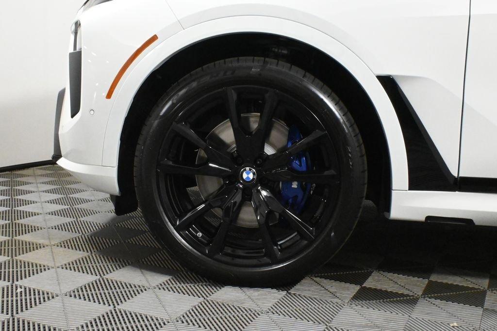 new 2026 BMW X7 car, priced at $103,930