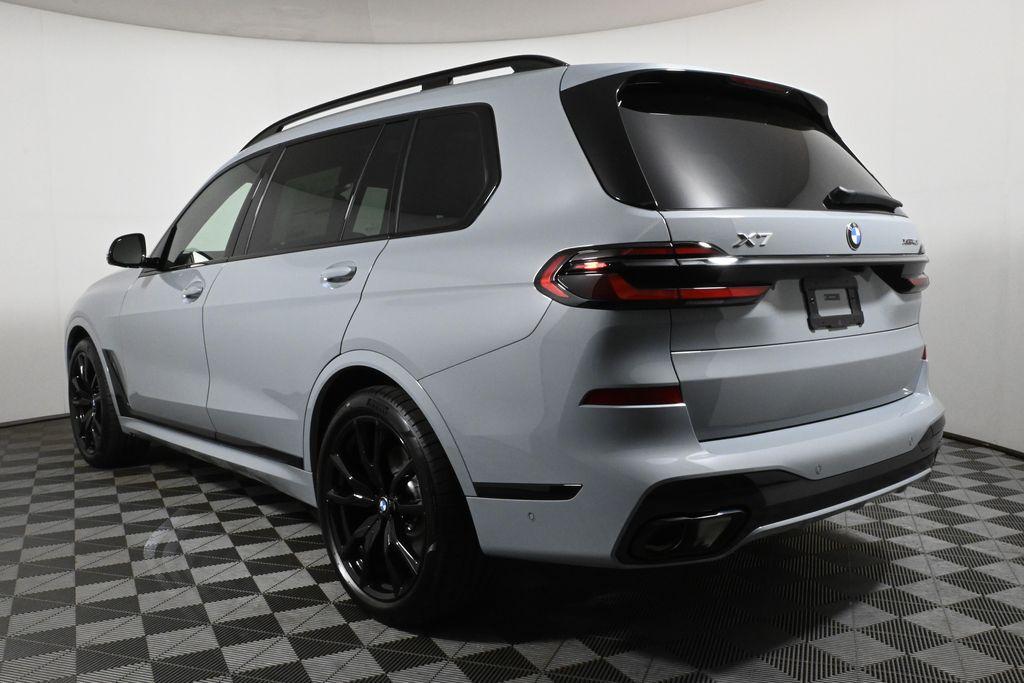 new 2025 BMW X7 car, priced at $96,400