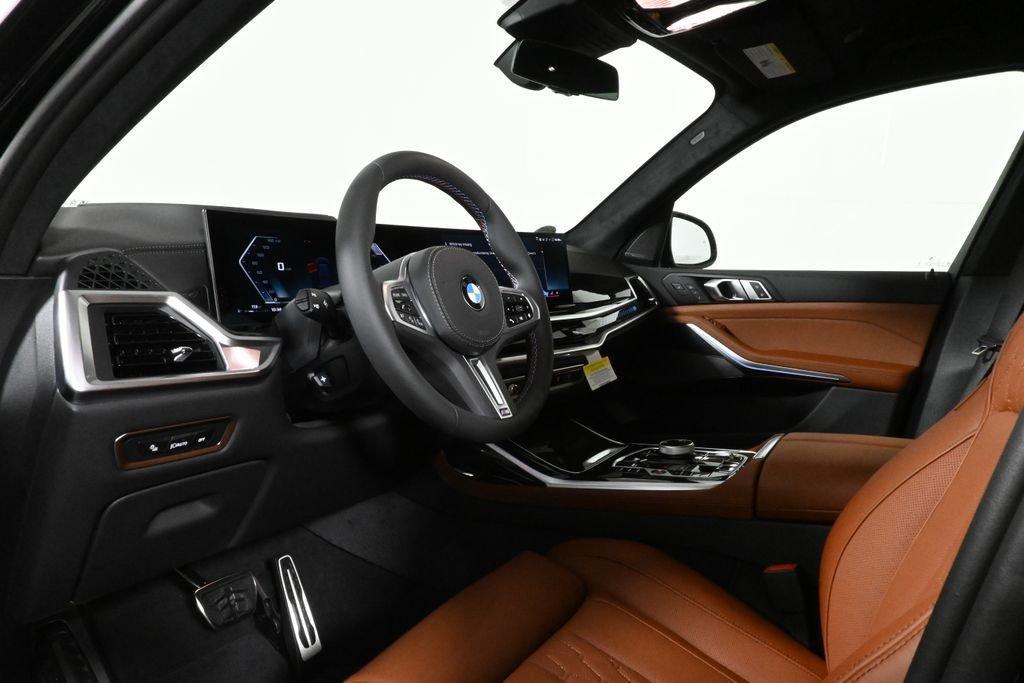 new 2026 BMW X7 car, priced at $122,280