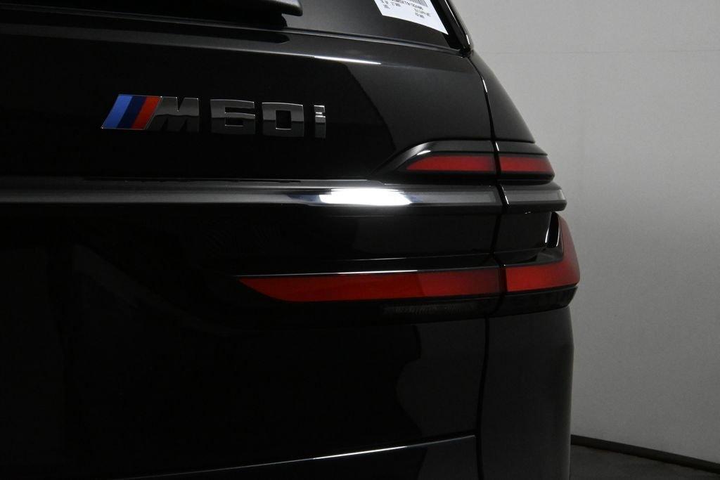 new 2026 BMW X7 car, priced at $122,280