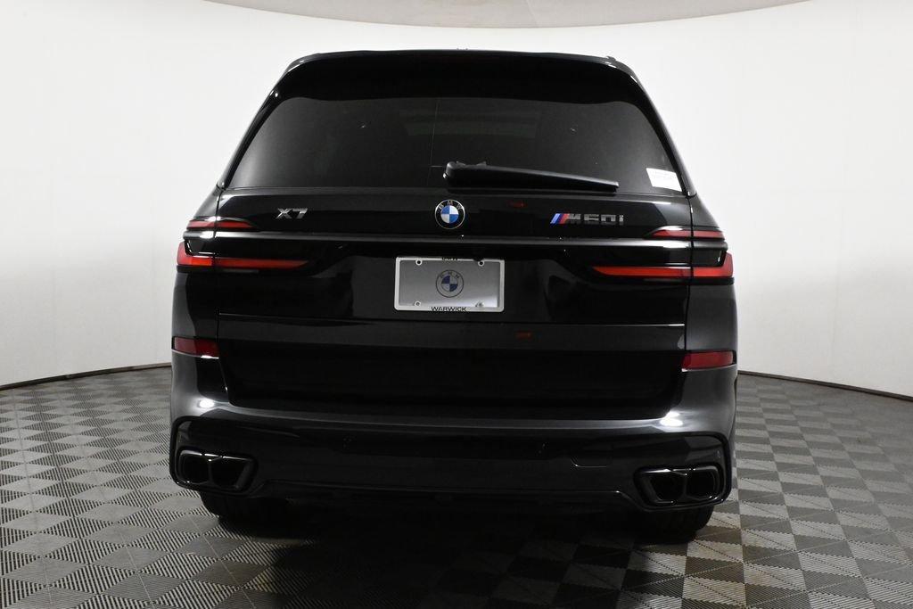new 2026 BMW X7 car, priced at $122,280
