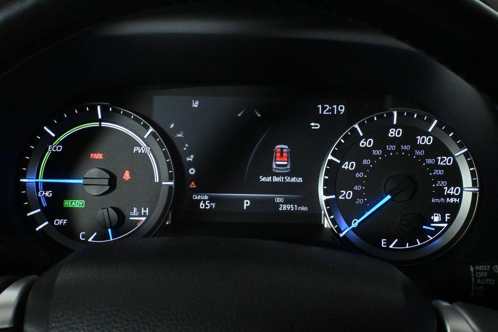 used 2023 Toyota Highlander Hybrid car, priced at $45,489
