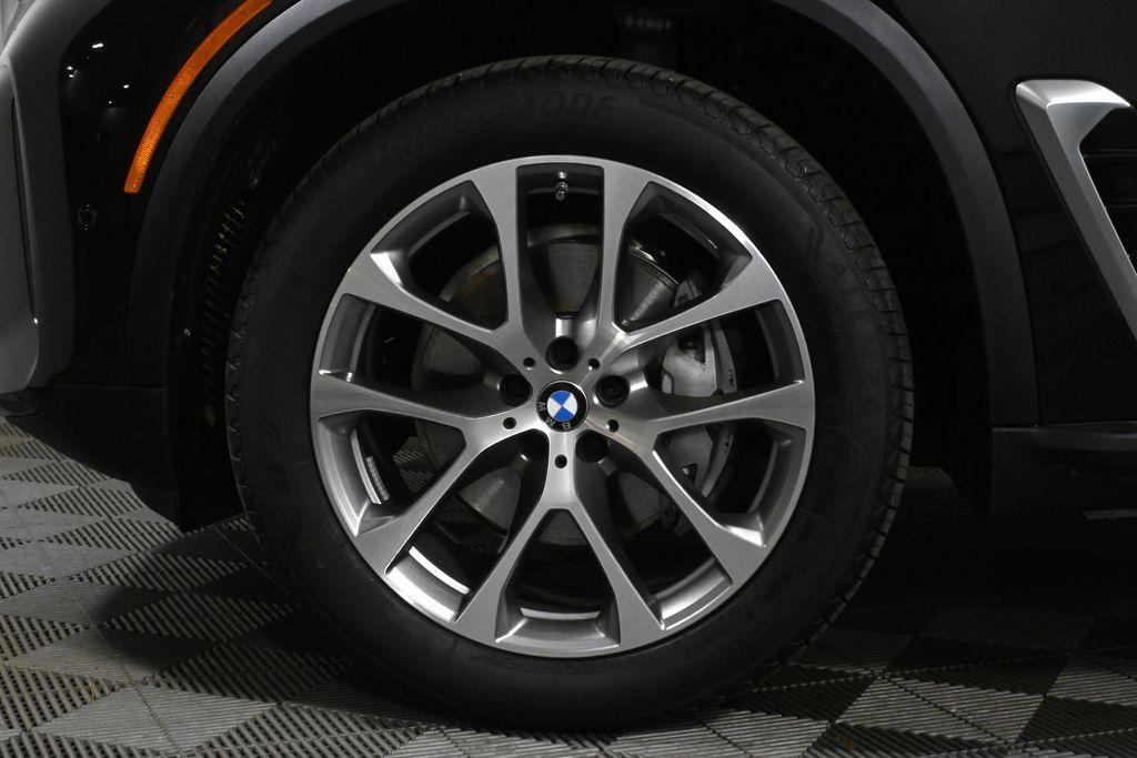 new 2025 BMW X5 car, priced at $75,025