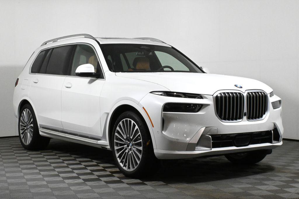 new 2025 BMW X7 car, priced at $91,225