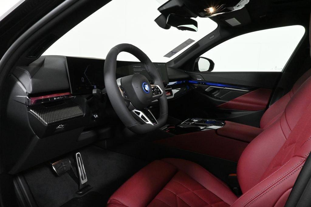 new 2026 BMW 550e car