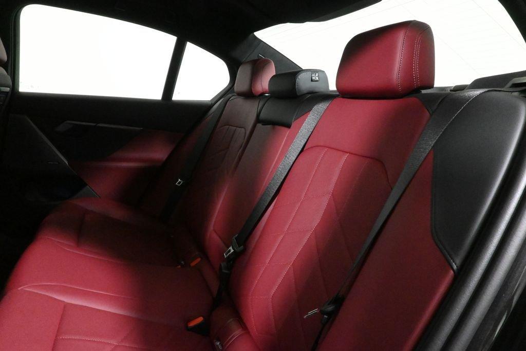 new 2026 BMW 550e car