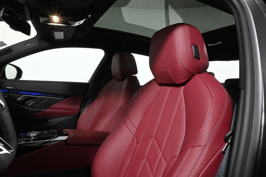 new 2026 BMW 550e car