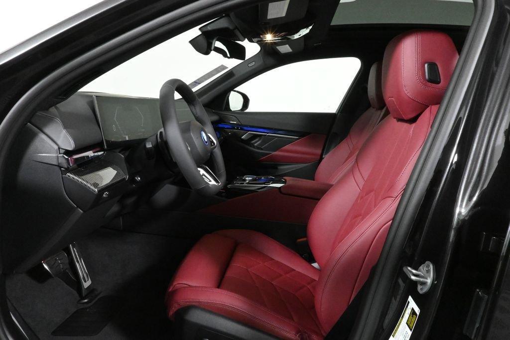 new 2026 BMW 550e car