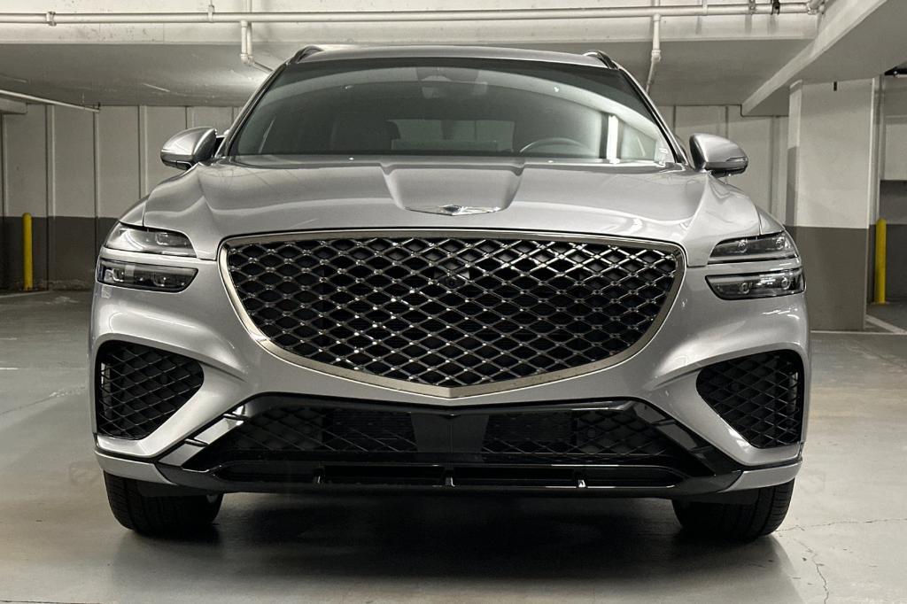 new 2025 Genesis GV70 car, priced at $60,040