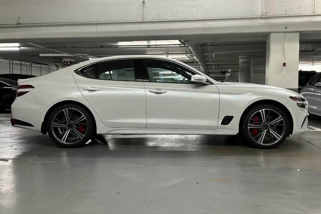 new 2025 Genesis G70 car, priced at $54,880